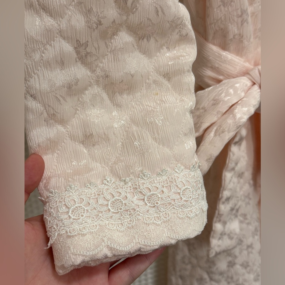 Vintage Christian Dior Pink Quilted Robe - Picture 2 of 16
